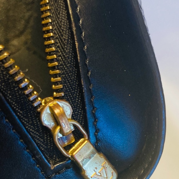 BLACK EPI COSMETIC POUCH - Picture 6 of 10